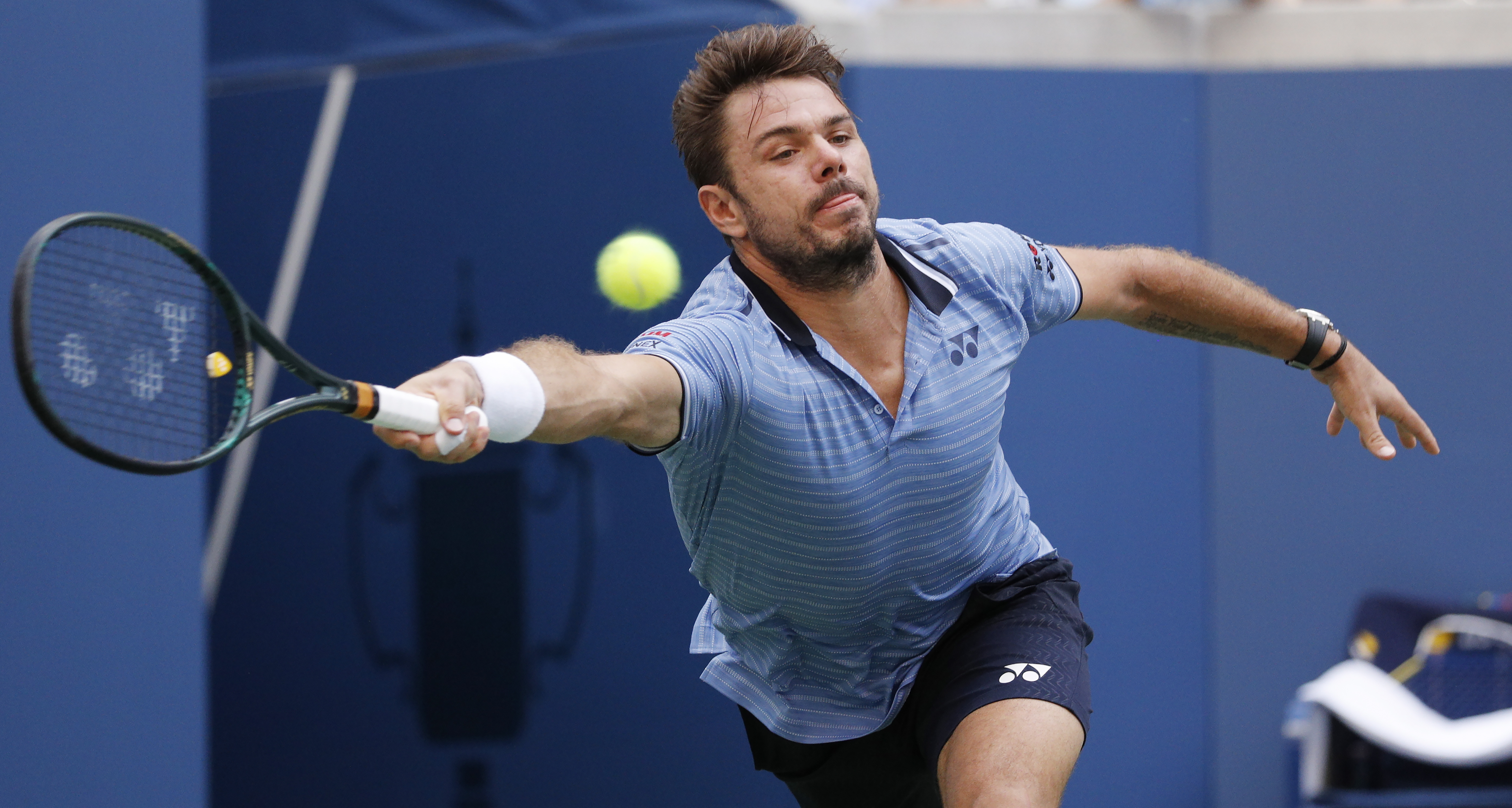 英国网球队翻盘澳大利亚网球队，瓦林卡高光表现的简单介绍