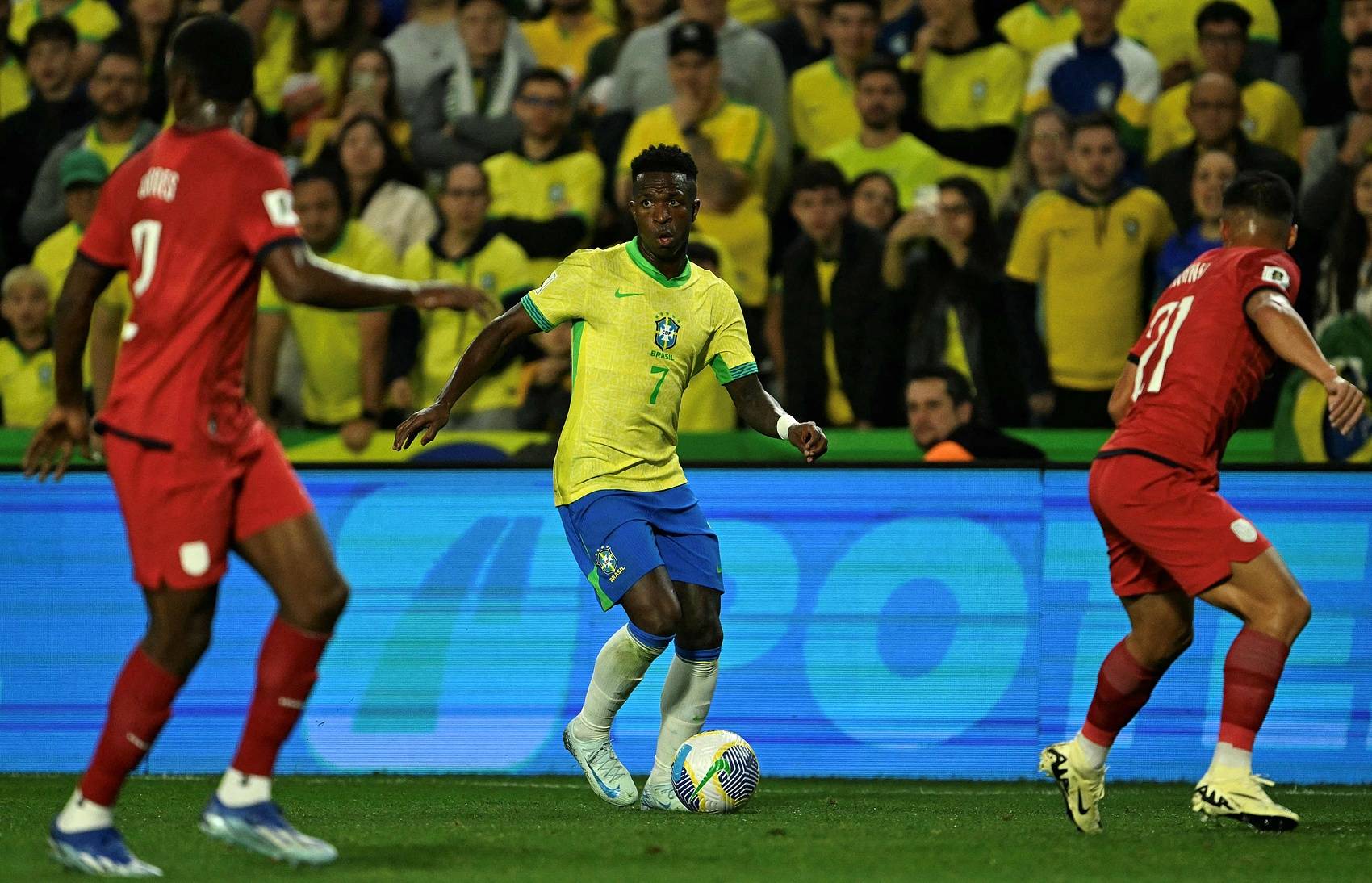 关于乌拉圭逆转韩国,罗德里戈制霸全场的信息 关于乌拉圭逆转韩国,罗德里戈制霸全场的信息