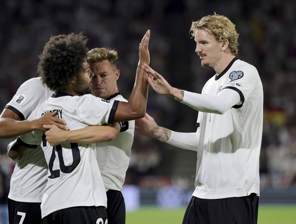 荷兰胜德国，欧预赛领跑积分榜突然发生巨变的简单介绍