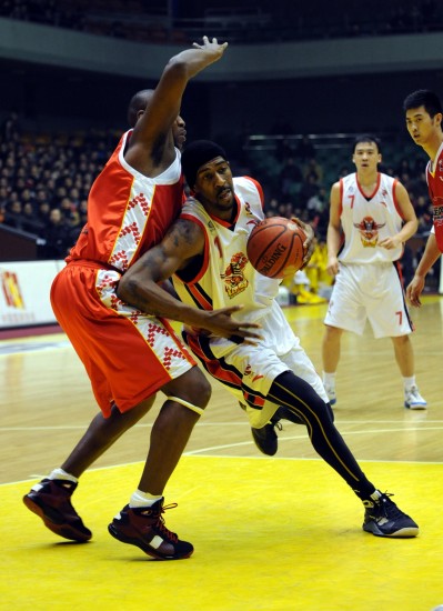 包含加内特左腿损伤什么时候退役？汤普森他是谁？的词条