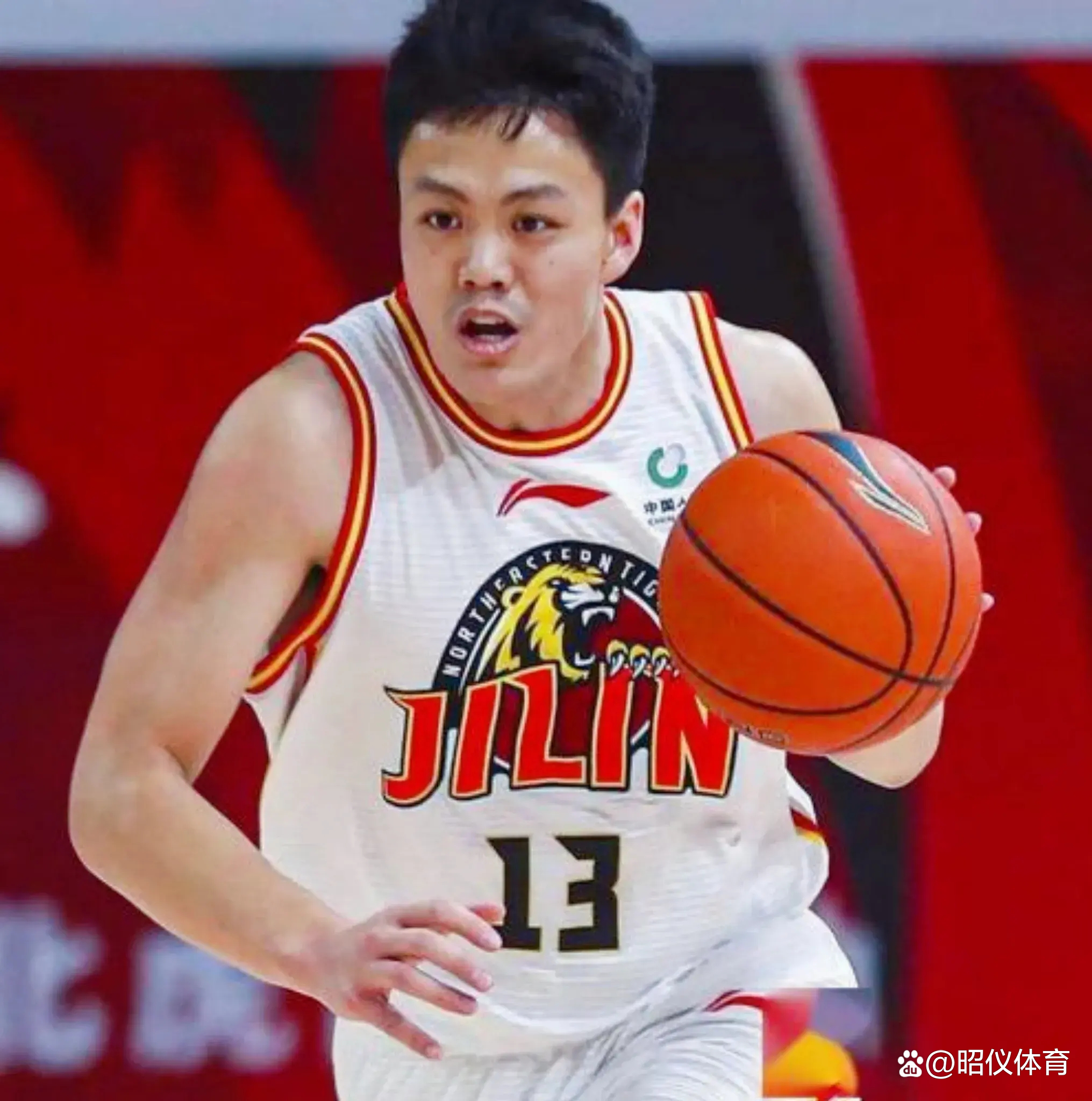 吉林男篮自信备战,迎接新挑战 吉林男篮自信备战,迎接新挑战