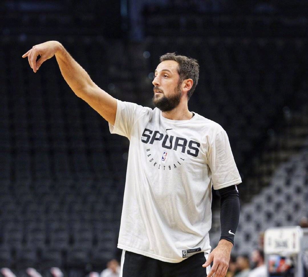 深圳队球员赫斯克逐渐融入球队体系,大放异彩的简单介绍 深圳队球员赫斯克逐渐融入球队体系,大放异彩的简单介绍