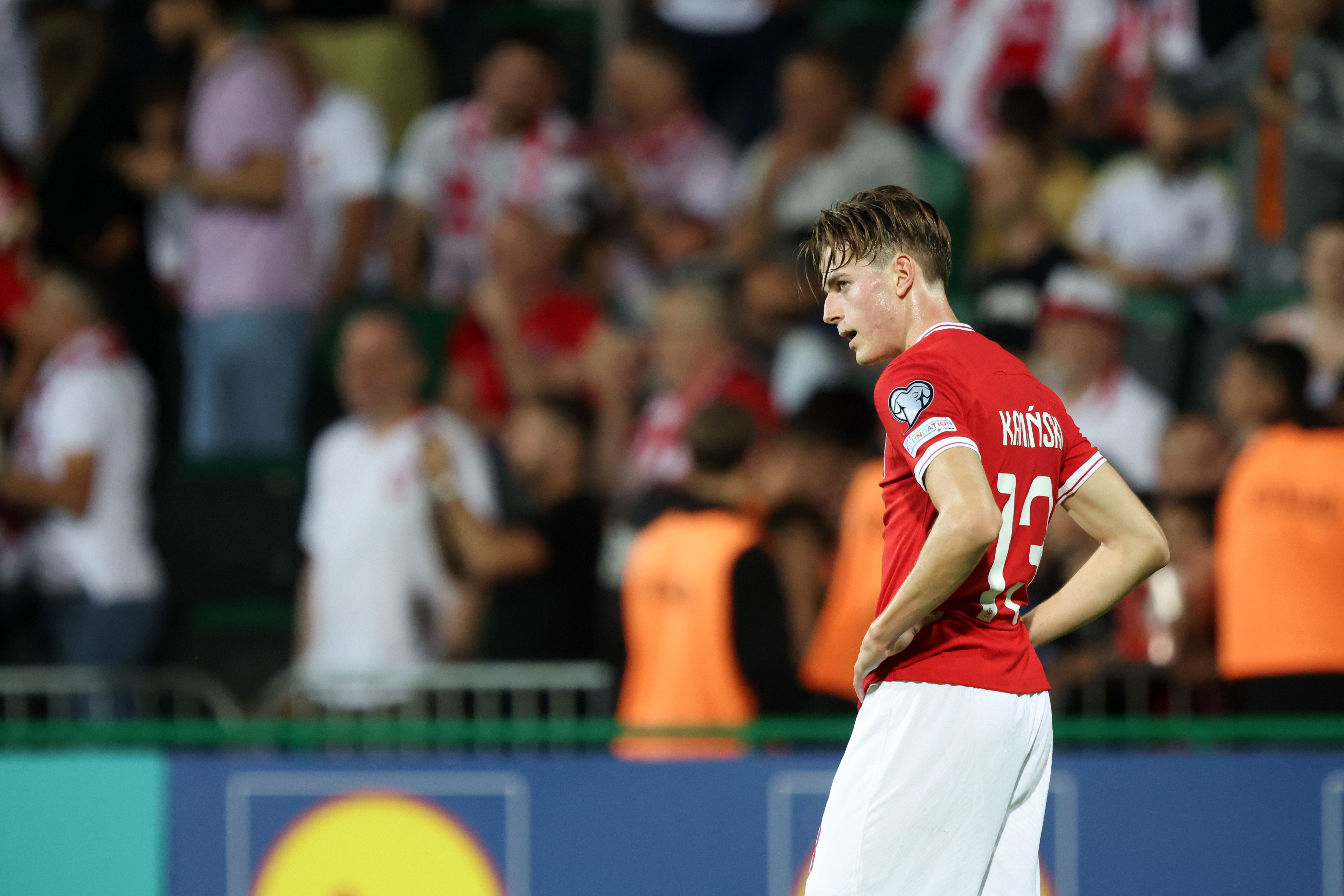 波兰队全面溃败，遗憾离开比赛