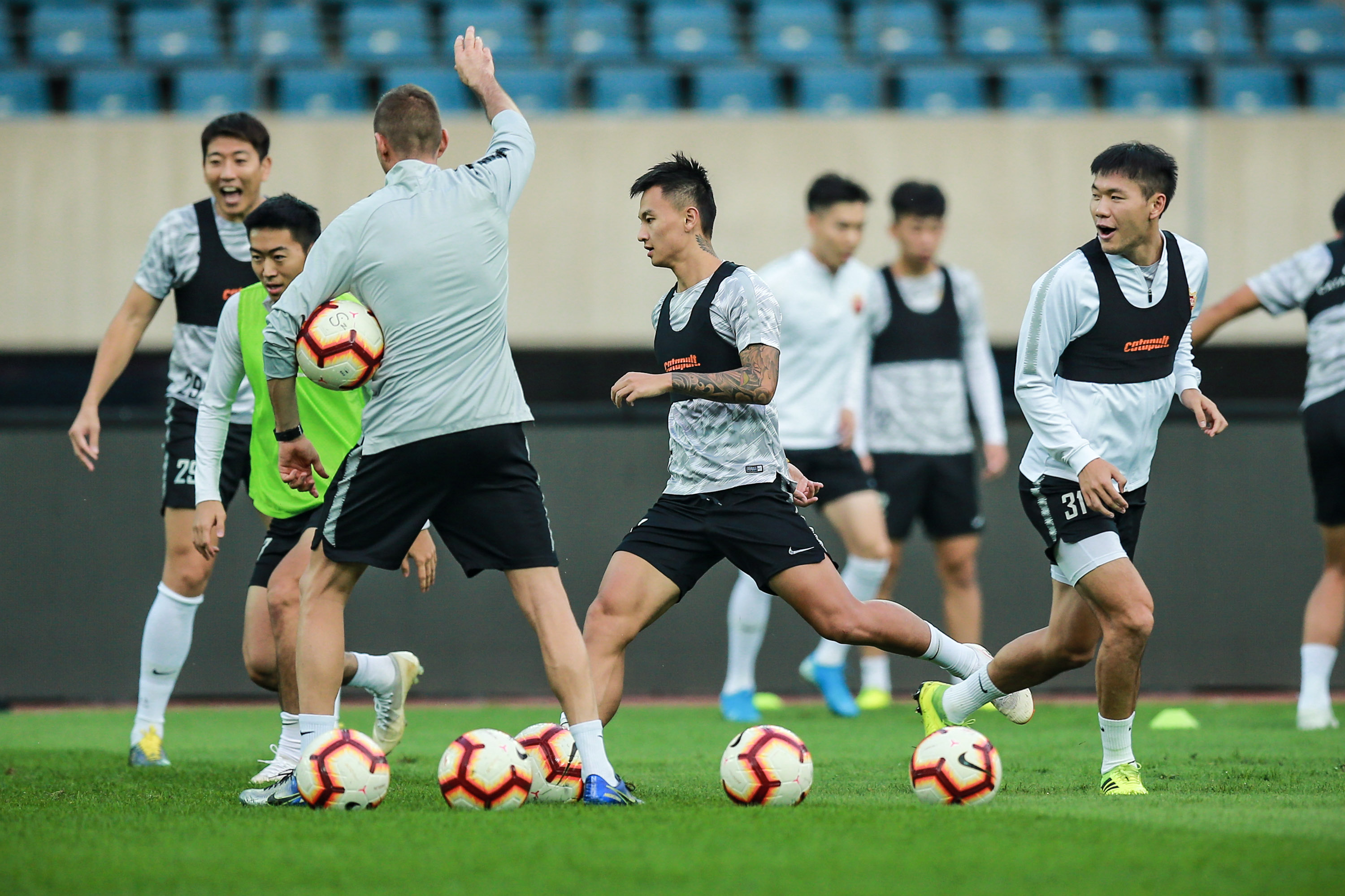 开云体育-尼斯面对强敌展现信心，誓取三分的简单介绍