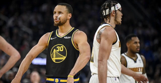 开云体育官方网站-关于低开高走，球队实现逆袭晋级下一轮的信息