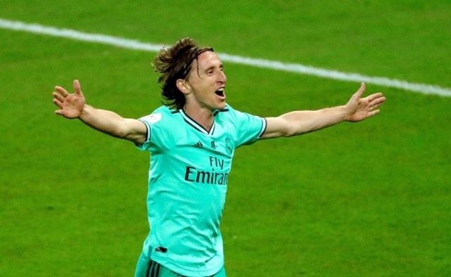 瓦伦西亚横扫南安普顿，轻松晋级强的简单介绍