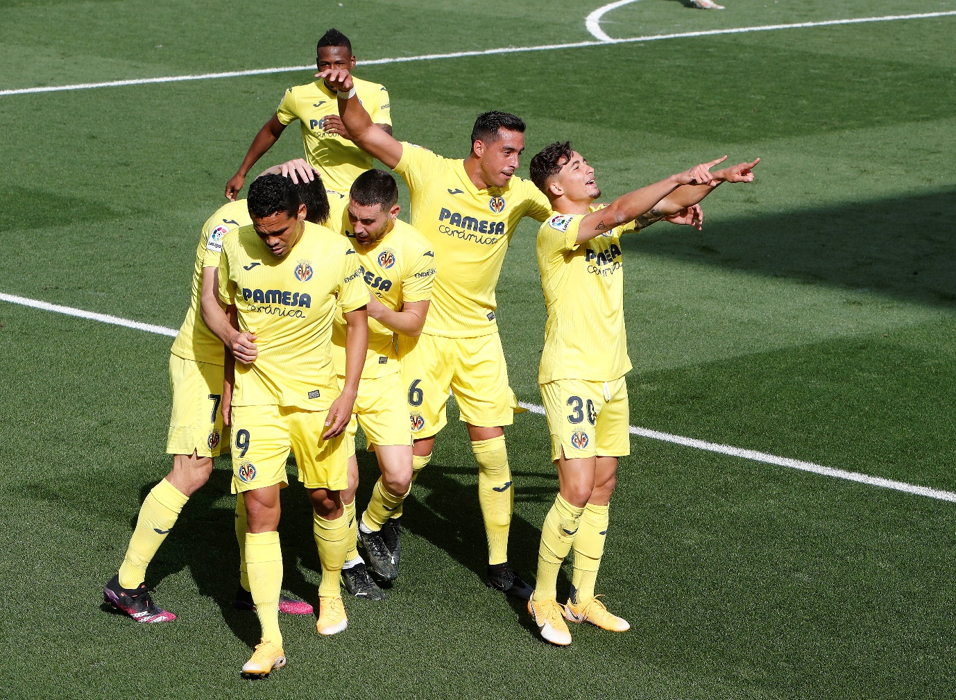 瓦伦西亚横扫南安普顿，轻松晋级强的简单介绍