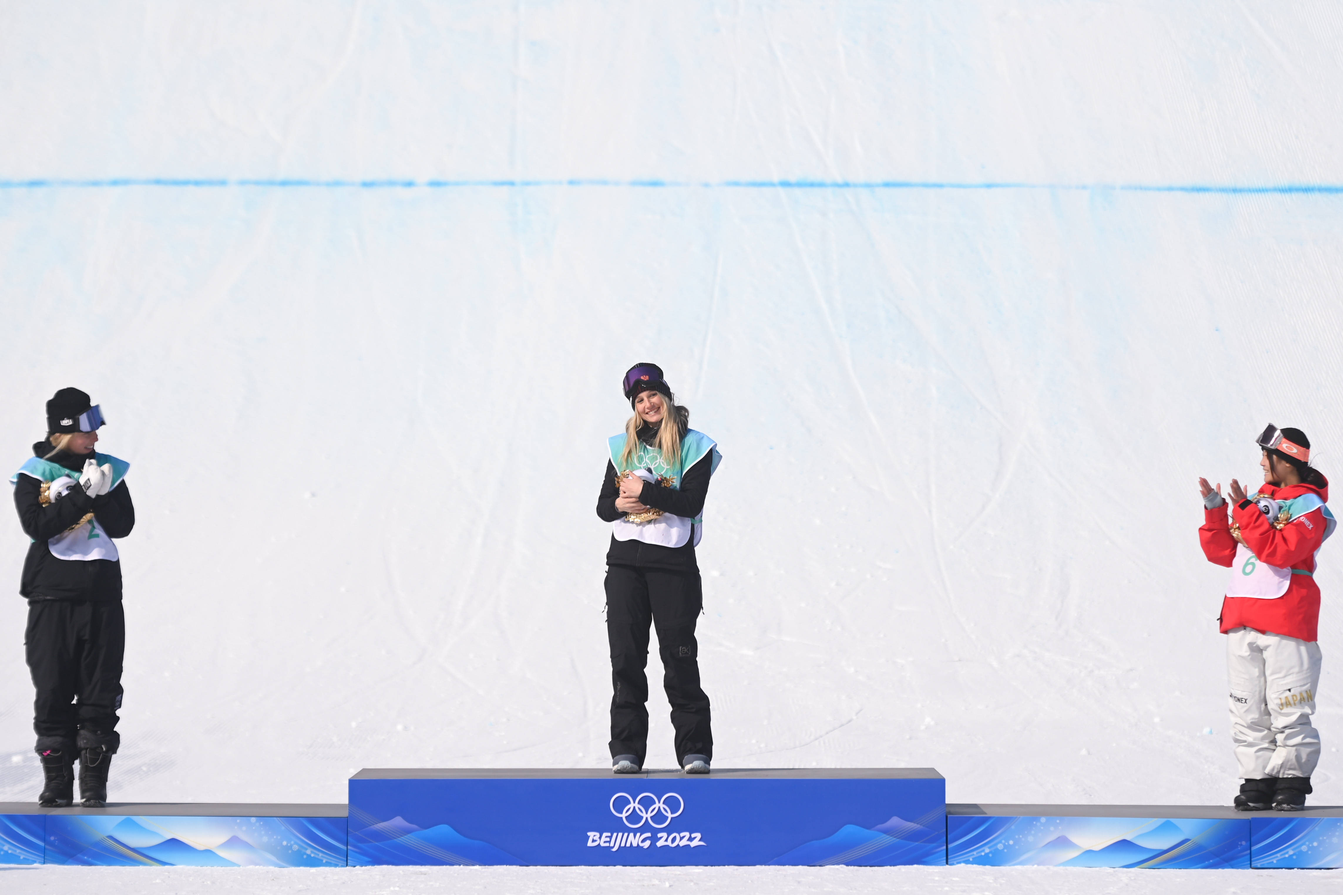 开云官方app入口-奥地利选手在滑雪比赛中夺冠