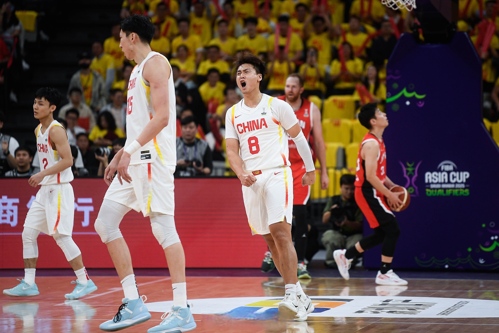 日本男篮险胜阿根廷男篮，巴图姆制霸全场