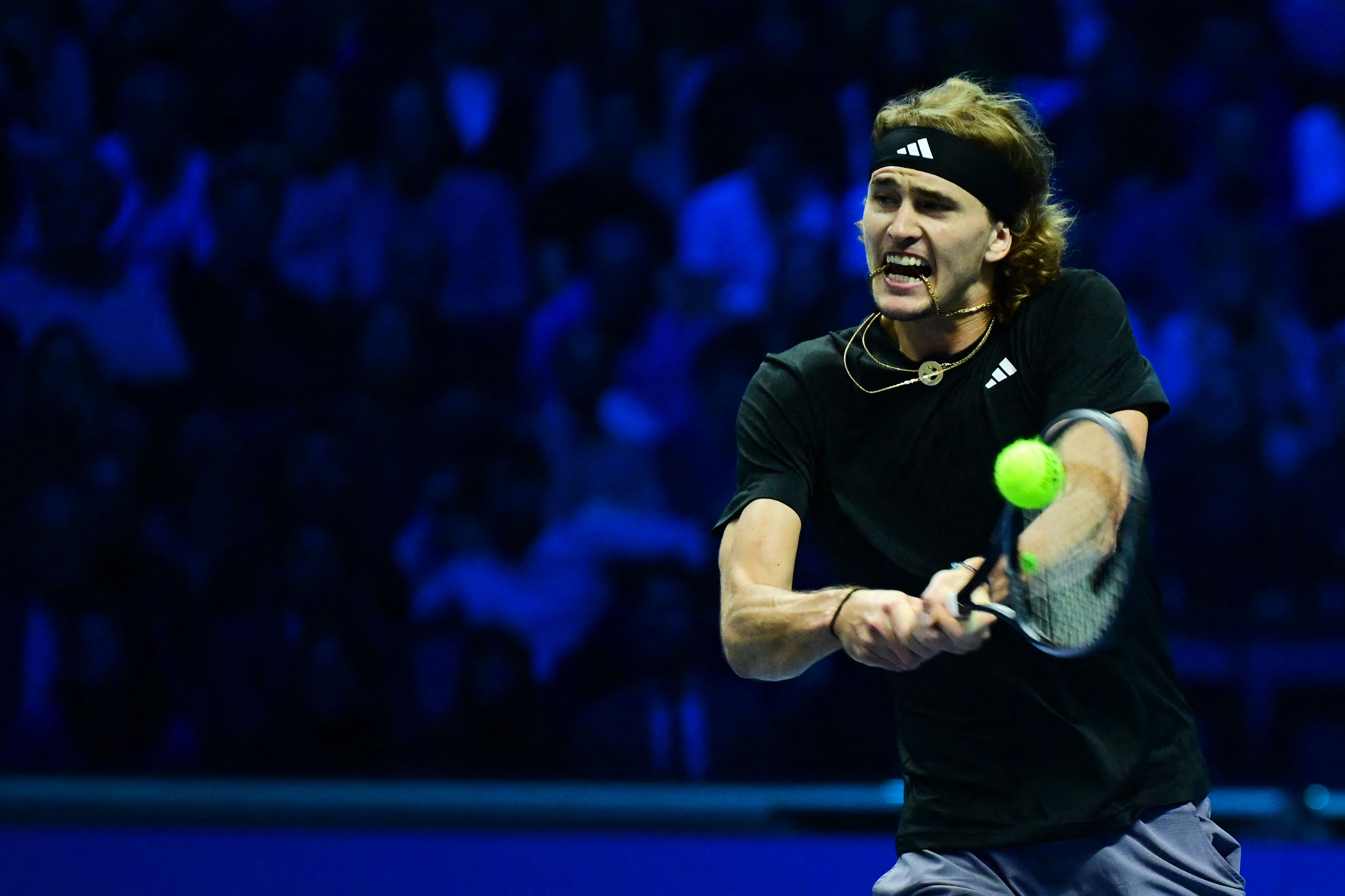 开云足球直播-ATP总决赛鏖战拉沃尔杯，兹维列夫带队取胜的简单介绍