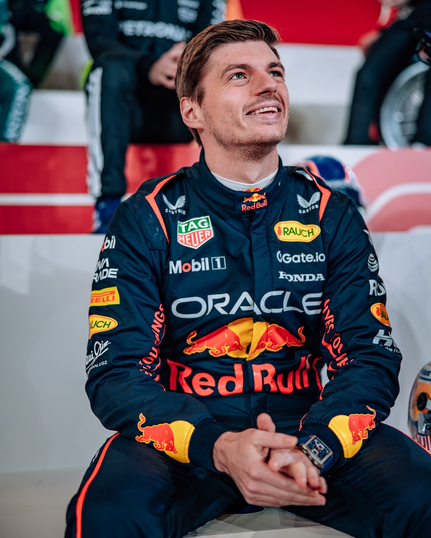 雷诺车队力克红牛车队,汉密尔顿惊艳四座的简单介绍 雷诺车队力克红牛车队,汉密尔顿惊艳四座的简单介绍