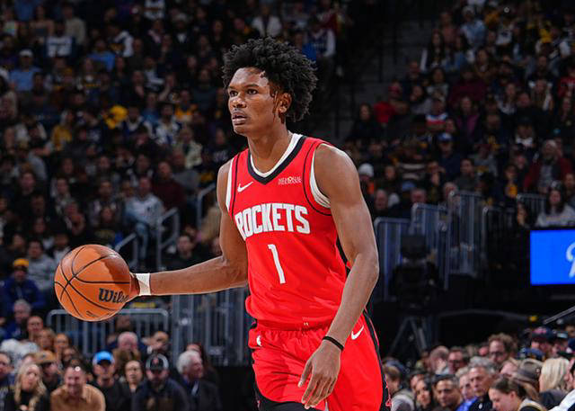 关于青岛队完胜太阳，范弗利特关键制胜的信息